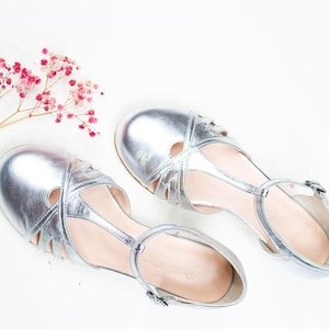 T-strap Heels 3.5 cm, Women&#39;s Leather Sandals, Vintage Swing Shoes, Mary Janes - Silver