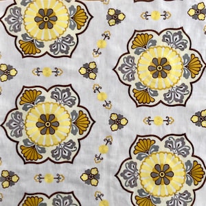 Vervain の見事な La Boheme 刺繍ホーム デコレーション ファブリック - 2 枚のファブリックを 1 つのお得な価格で - ご自宅の素敵なアクセント
