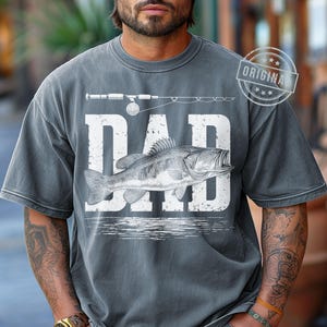 Visser papa png, rad vissen png, cool visserijontwerp, vaderdagontwerp door SVGix