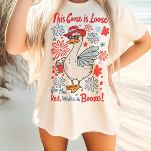 4.º ganso PNG, rojo blanco borracho PNG, este ganso está suelto SVG, 4 de julio PNG, diseño de camiseta patriótica de SVGix imagen 2
