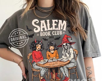 Salem-boekenclub png, retro halloween png, leesgrage Halloween, boek Halloween png, Halloween-shirt png, Salem heks boekenclub png door SVGix