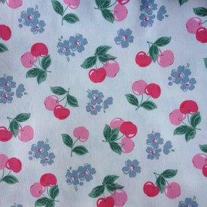 Cath Kidston, ciliegie bianche, 100% cotone tessuto anatra al metro