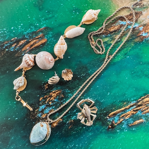 Vintage Nautical Jewelry Lot | 5 Pieces Beachlover Seashell Lobster Gold Bundle Bracelet Earrings Brooch Necklace Shell Pendant