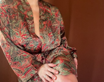 Vintage 90s Victoria's Secret Red Gold Paisley Short Long Sleeve Robe Pockets Luxe Lounge Classic Boudoir