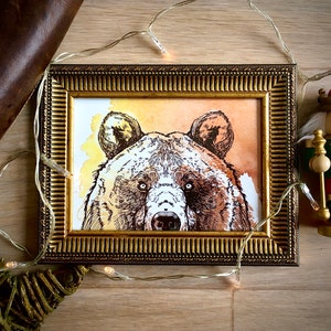 Bär &#39;&#39;I always feel like somebody&#39;s watching me&#39;&#39;