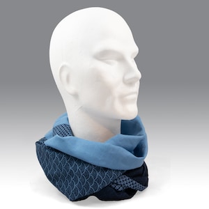 Seigaiha bleu / Vagues Modernes Bleues Snood Homme image 3