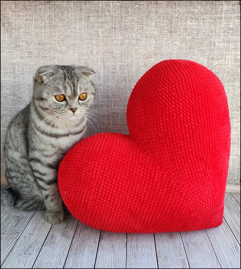 CROCHET HEART PILLOW Pattern  Big Plush Red Heart Amigurumi