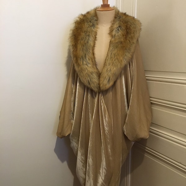 Manteau époque années 20 1920 coat style Poiret