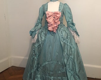 Robe à la française 18th century