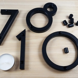 Letras de números de casas modernas e art déco de 4 polegadas