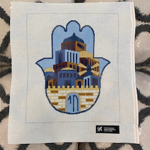 Needlepoint Handpainted Geometric Canvas: Hamsa  (Hamsa-008)