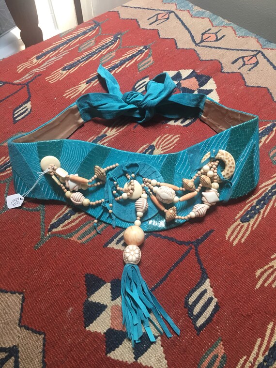 Vintage 1980's "Laise Adzer" oceanic leather belt