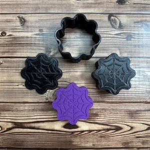 Spiderweb Mold Press