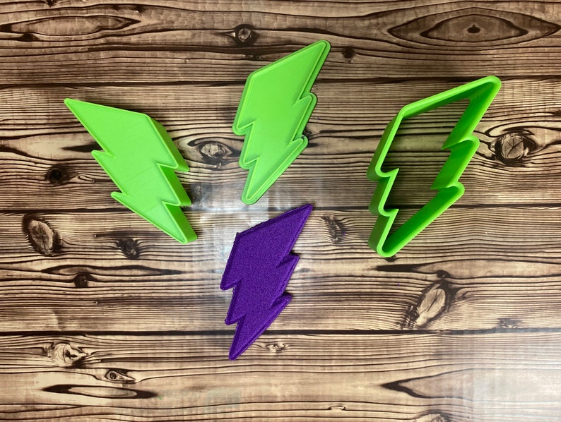 Lightning Bolt Bath Bomb Mold Press