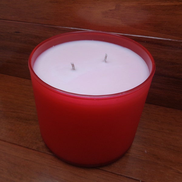 Candy Cane Hand-Poured Soy 18oz Custom Candle
