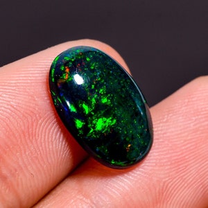 Welo Fire Ethiopian Opal Cabochon: Oval Gemstone, 3.40 ct