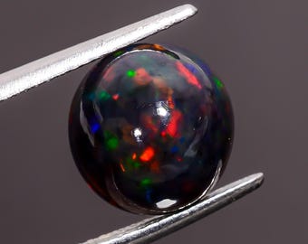 Schwarzer äthiopischer Opal Cabochon: Runder Edelstein, 3.50 Karat