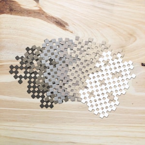 Pixels découpés (lot de 7) | Éphémères | Objets découpés pour journal indésirable | Fournitures de scrapbooking | Fabrication de cartes | Pixels | Contexte | Embellissements