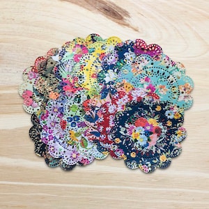 Napperons à fleurs | Napperon fleuri | Napperons en papier légers | Embellissements | Fournitures pour journaux indésirables | Scrapbooking | Fabrication de cartes