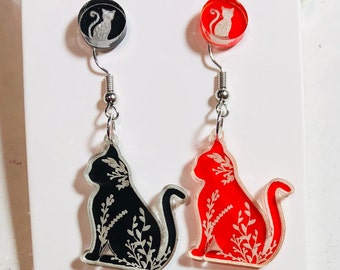 Laser Engraved Cat Earrings: Acrylic Stud & Dangle Set