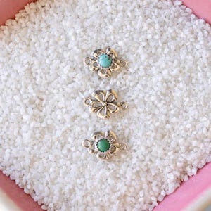 2 Sterling Silver Flower Connector W/ 4mm Kingman Turquoise, Permanent Jewelry, Western Connectors, Charms