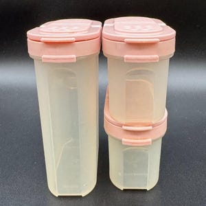 Vintage Tupperware Modular Mates Spice Keeper Shaker Containers Pink set of 3 *USA Buyers Read*