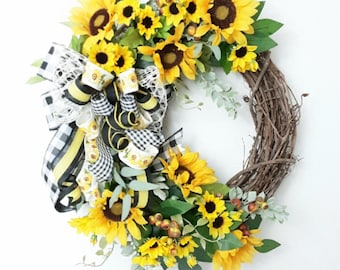 Sunflower Grapevine Wreath, Sunflower Wreath, Floral Wreath, Farmhouse Wreath, Buffalo Plaid Wreath, Everyday Wreath, Sunflower Front Door