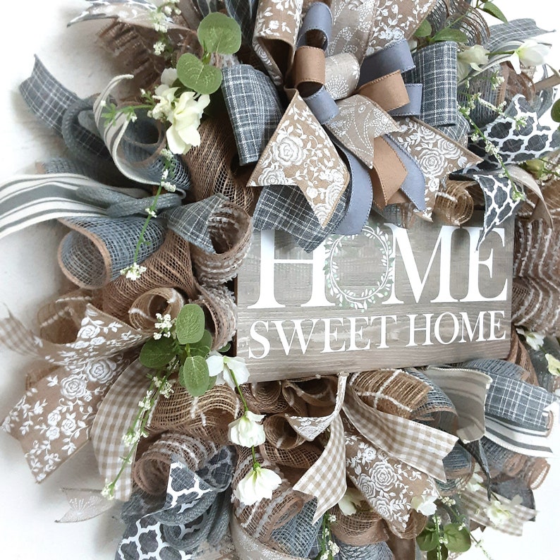 Home Sweet Home Wreath, Farmhouse Welcome Wreath, Everyday Wreath, Floral Decomesh Wreath, Farmhouse Decor, Farmhouse Front Door Wreath image 4