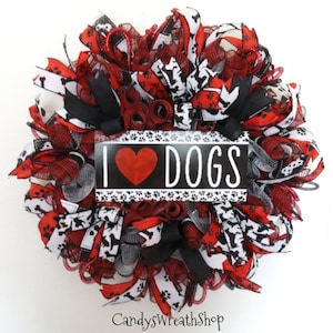 SALE, I Love Dogs, Dog Wreath, Dog Lovers Wreath, Pet Wreath, Welcome Wreath, Paw Print, Dog Decor, Dog Front Door Wreath, Everyday Wreath