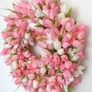 SALE, 3 Color Options, Tulip Wreath, Floral Wall Decor, Spring Floral Wreath, Flower Wreath, Everyday Floral Wreath, Mother Gift image 6