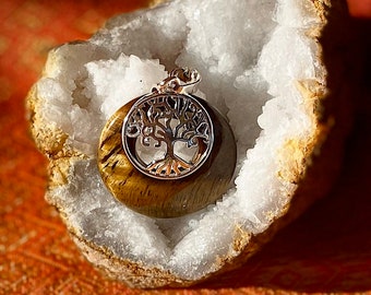 Pendentif Arbre De Vie En œil De Tigre Sur Chaîne Argent 925 - Occasion Bon état, Pierre Gravée, Symbole Spirituel