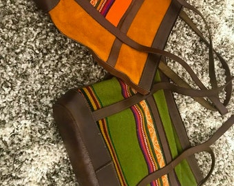 Genuine leather bag made with alpaca wool fabric, artisan bag made with aguayo fabric, Ethnic style pattern