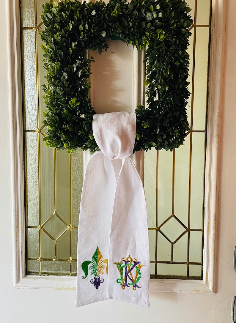 mardi gras wreath sash