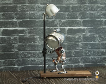 手作りロボットデスクランプ：スチームパンクスタイル、アルミニウム＆真鍮