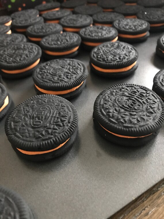 oreo sandwich cookie molds