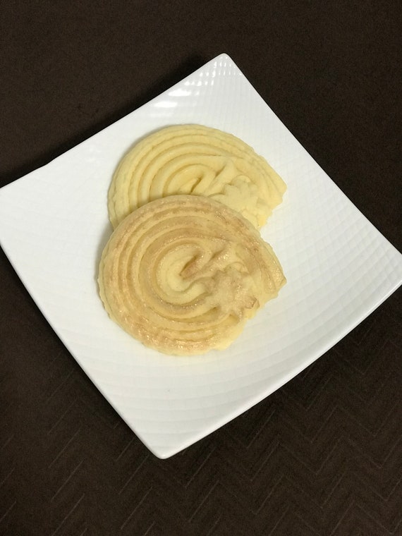 clay shortbread mold