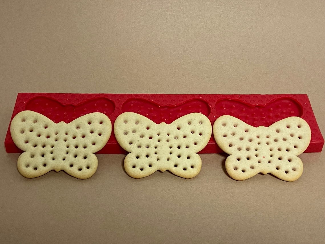 Butterfly Crackers Silicone Mold 3 Cavity Cracker Mold Etsy