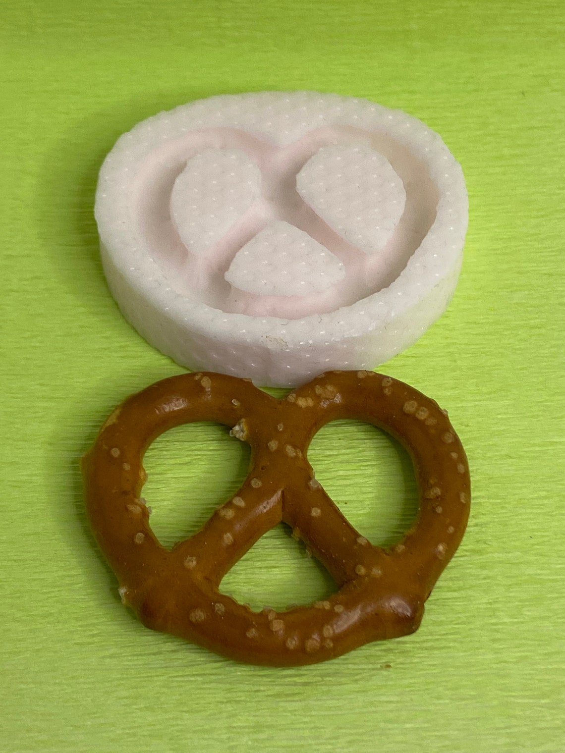Pretzel Knot Silicone Mold Pretzel Mold Pretzel Molds Soap Etsy