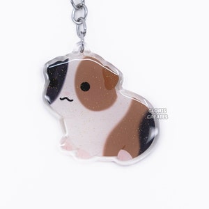 Tricolor American Guinea Pig Acrylic Pet Breed Keychain | Cartoon Kawaii Double-Sided Rodent Glitter Charm | Chibi Cute Animal Lover Gift