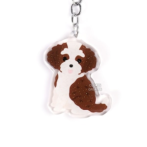 Porte-clés en acrylique rouge et blanc Doodle caniche de race mélangée | Charm scintillant dessin animé Kawaii Rescue chiot | Joli cadeau commémoratif de perte d'animal de compagnie Chibi