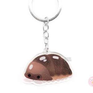 Giant Canyon Brown Isopod Roly Poly Insect Bug Keychain | Cartoon Pet Art Double-Sided Glitter Charm | Kawaii Cute Animal Entomologist Gift