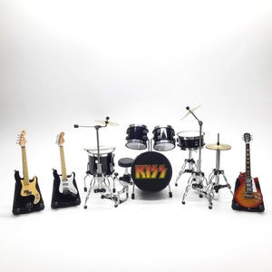 Miniature Set Drum Black  + 3 Guitars Musical Instruments Display 1/12 Gift