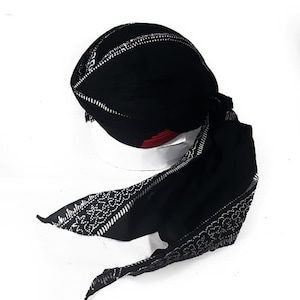 Traditional Hat Blangkon Jogja Sliwir Fold Speckle / Wulung motif Java Indonesia