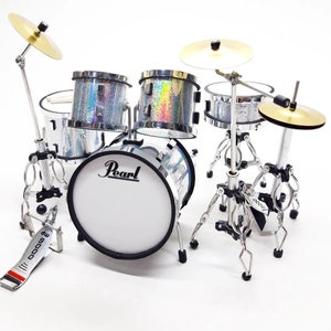 Miniatur Trommel Set Mini Silber 1:12 1/12 Instrument Musikalische Anzeige Neujahr Weihnachtsgeschenk
