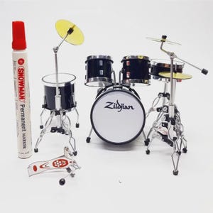 Miniature Replica Drum Kit Black Rock Band Mini Instrument Musical Display 1:12 Gift