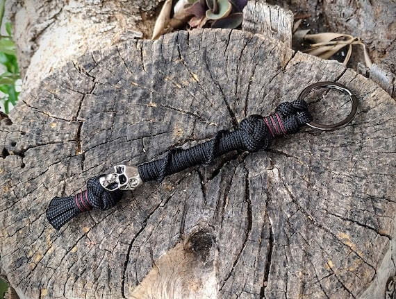 Paracord Keychain, Color Black and Maroon Microcord. Dark Silver