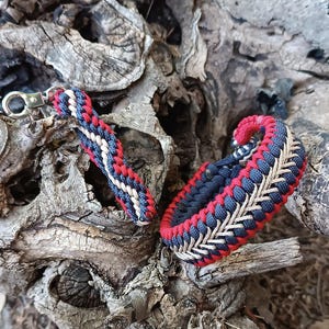 Set Paracord Bracelet & Keychain/Gift for him/Best Paracord bracelet