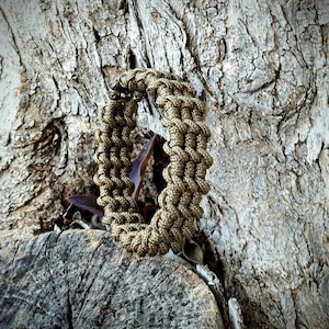 Paracord bracelet/Gift Paracord/Gift Bracelet