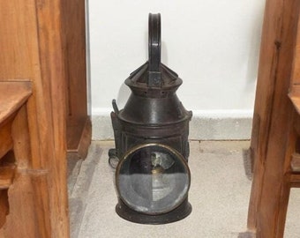 Vintage Iron Railway Signal Lantern: Handcrafted Wall Hanging Decor