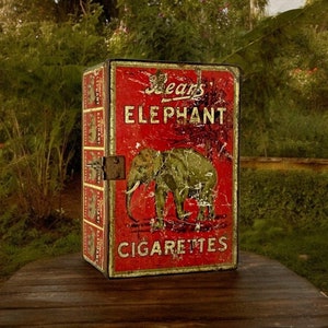 Scatola di latta litografica vintage, scatole portagioielli intagliate a mano, scatola di latta litografica vintage da collezione con marchio "Elephant Bears" e pubblicità di sigarette.